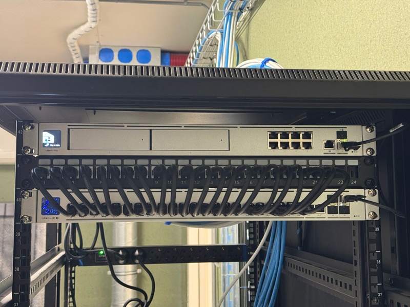 Afbeeldingslocatie: https://tweakers.net/i/zi27kOJ_41TJt_iGYvDKTAxTeFA=/800x/filters:strip_icc():strip_exif()/f/image/zfoge6UFBHnVfvI9d4LU49it.jpg?f=fotoalbum_large