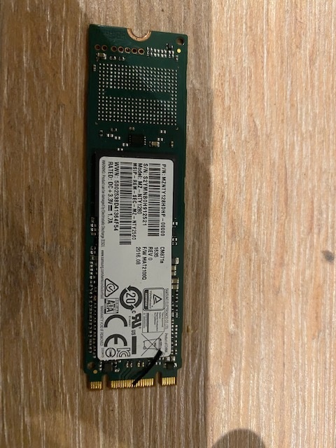 Afbeeldingslocatie: https://tweakers.net/i/zp1FIdKF_GXlkoRksvcVm3CMQXg=/full-fit-in/4920x3264/filters:max_bytes(3145728):no_upscale():strip_icc():fill(white):strip_exif()/f/image/7a4kTgN43SI0T2FsMdCuYTSV.jpg?f=user_large