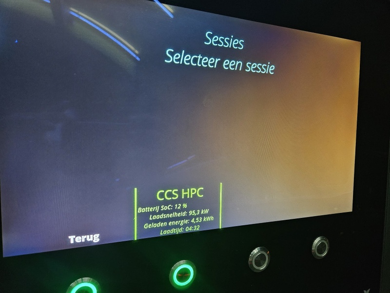 Afbeeldingslocatie: https://tweakers.net/i/zrmQsuBnUu8b5UCM2YhQuLEPkv8=/800x/filters:strip_icc():strip_exif()/f/image/agwh0q3rEl0031k2elyycuqh.jpg?f=fotoalbum_large