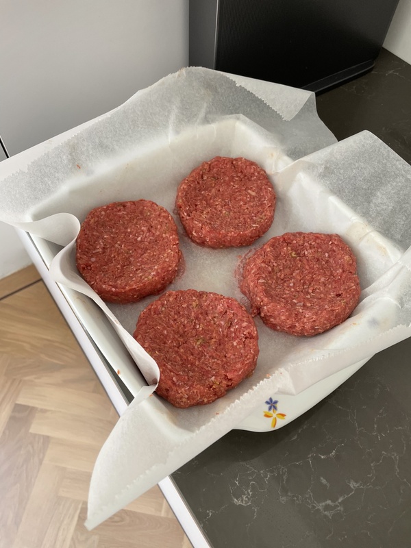 Afbeeldingslocatie: https://tweakers.net/i/zx9BcSBiOn8tyARd34QQIm5IfwU=/x800/filters:strip_icc():strip_exif()/f/image/39WAXLg71bSksp26yqq6IMV0.jpg?f=fotoalbum_large