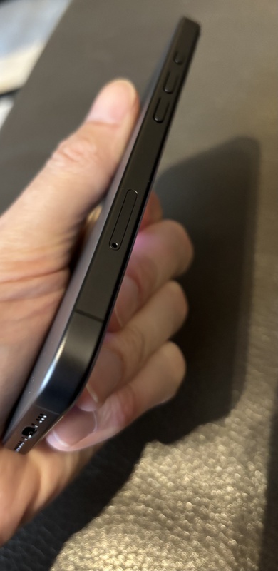 Afbeeldingslocatie: https://tweakers.net/i/zyLi1Q_xrI9jYOG-272KDdrq0DU=/x800/filters:strip_icc():strip_exif()/f/image/e9A3xfkbp5Qdo8cN3KOAtXq5.jpg?f=fotoalbum_large