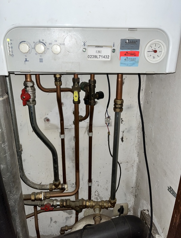 Afbeeldingslocatie: https://tweakers.net/i/zyTDWqrnBOjsmRxQGd8jKKgX0dI=/x800/filters:strip_icc():strip_exif()/f/image/ysTomnLIZI3lOihW9LEj2Xnh.jpg?f=fotoalbum_large